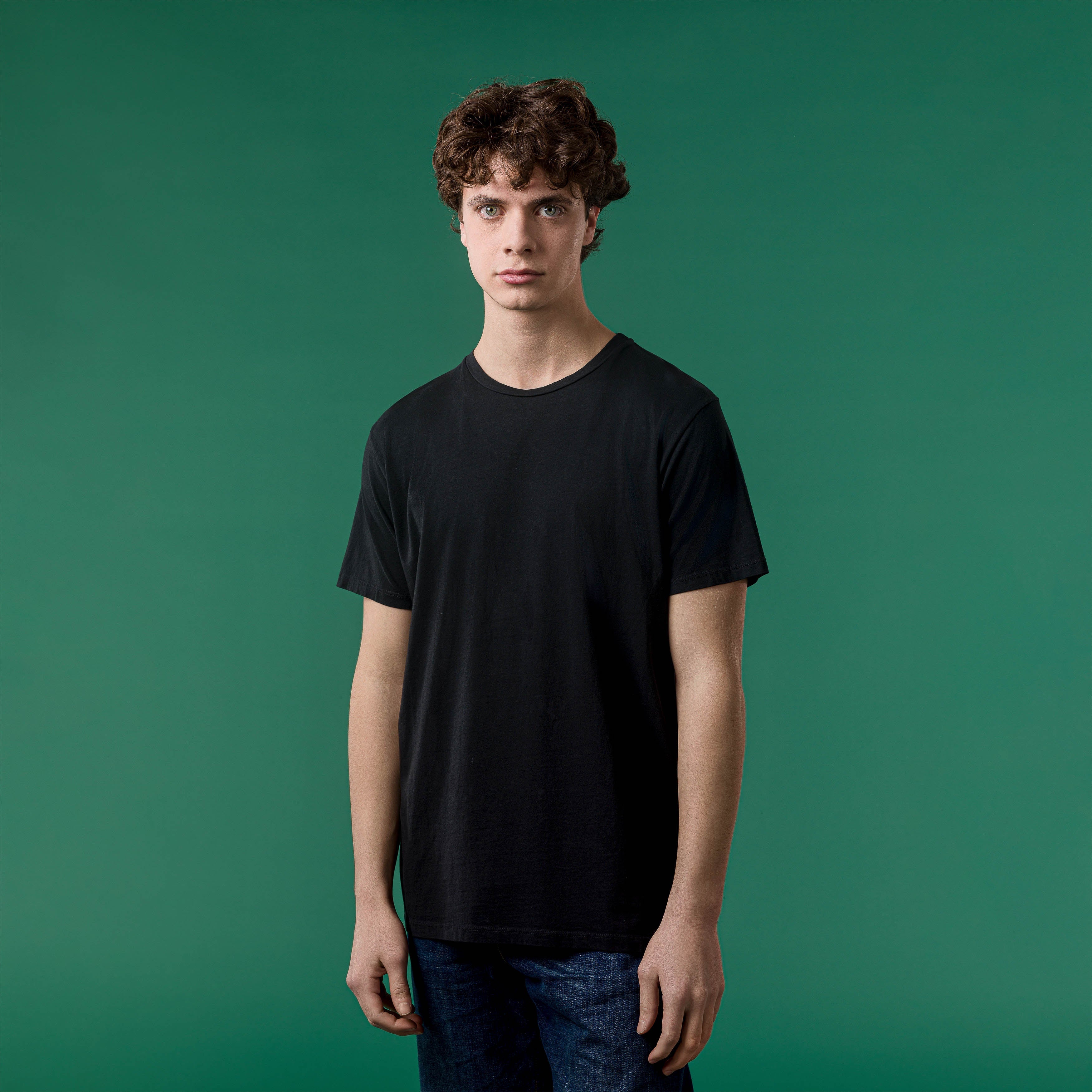 M6040: Our Essential T-Shirt in Regular GSM